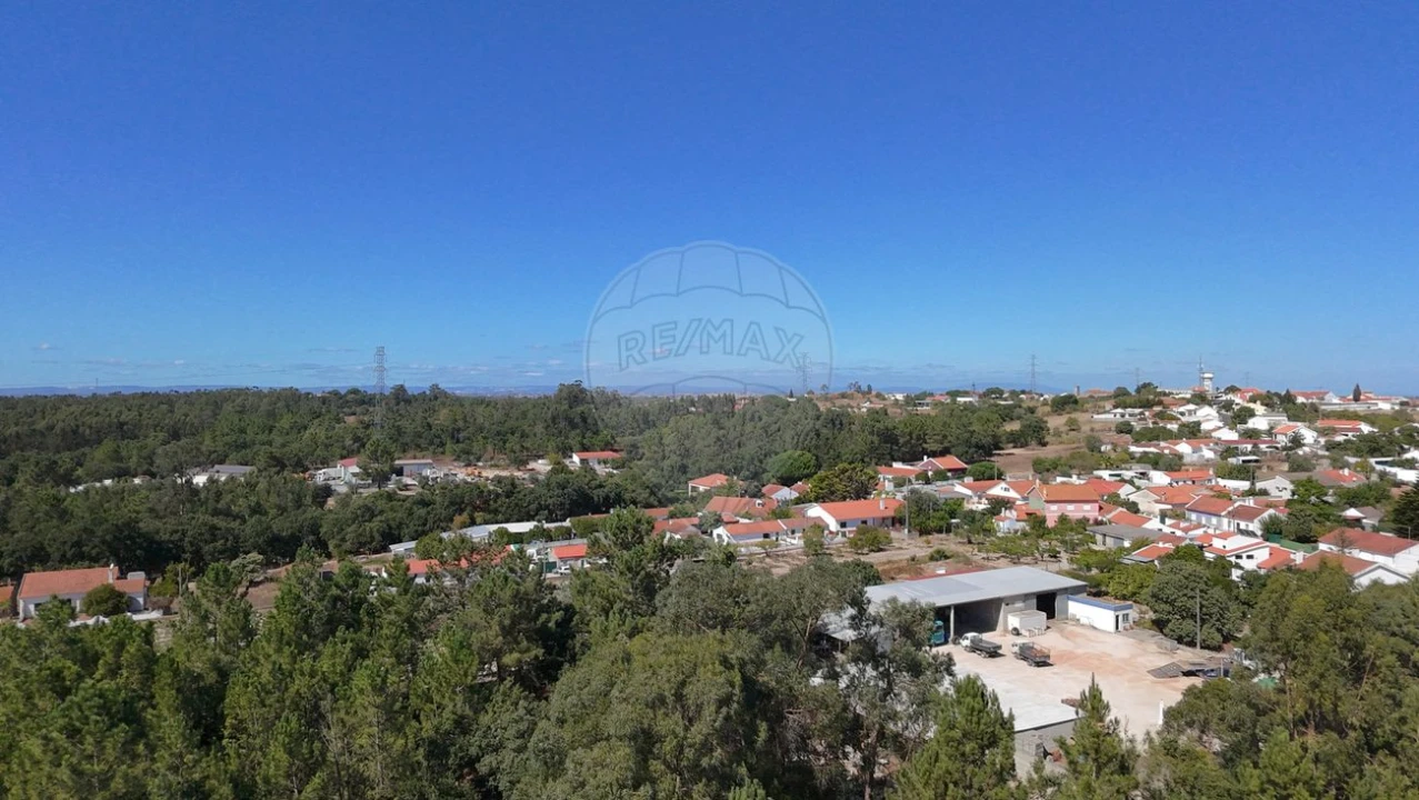 Terreno para Venda em Povoa da Isenta Foto 4