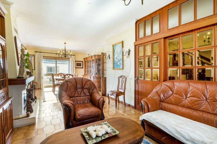 Moradia T3 para Venda em Vila Nova da Telha Foto 6