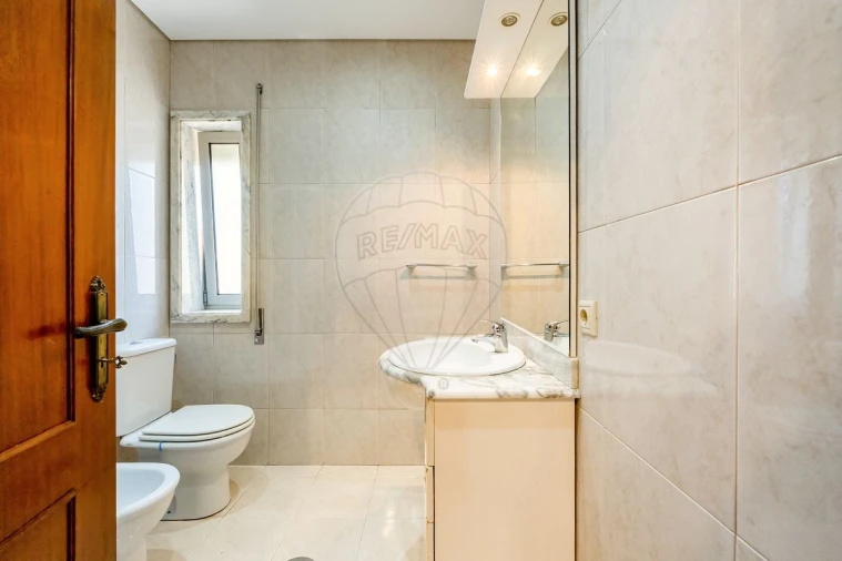 Moradia T3 para Venda em Vila Nova da Telha Foto 13