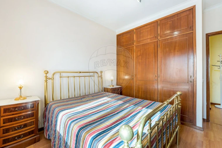 Moradia T3 para Venda em Vila Nova da Telha Foto 18