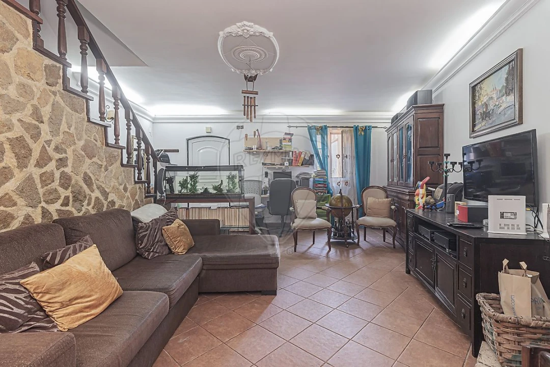 Moradia T3 para Venda em Almargem do Bispo, Pêro Pinheiro e Montelavar Foto 7