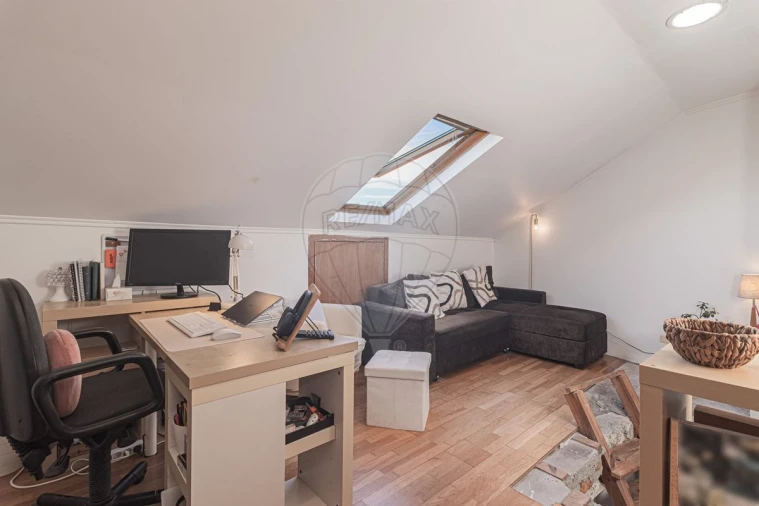 Moradia T3 para Venda em Almargem do Bispo, Pêro Pinheiro e Montelavar Foto 17