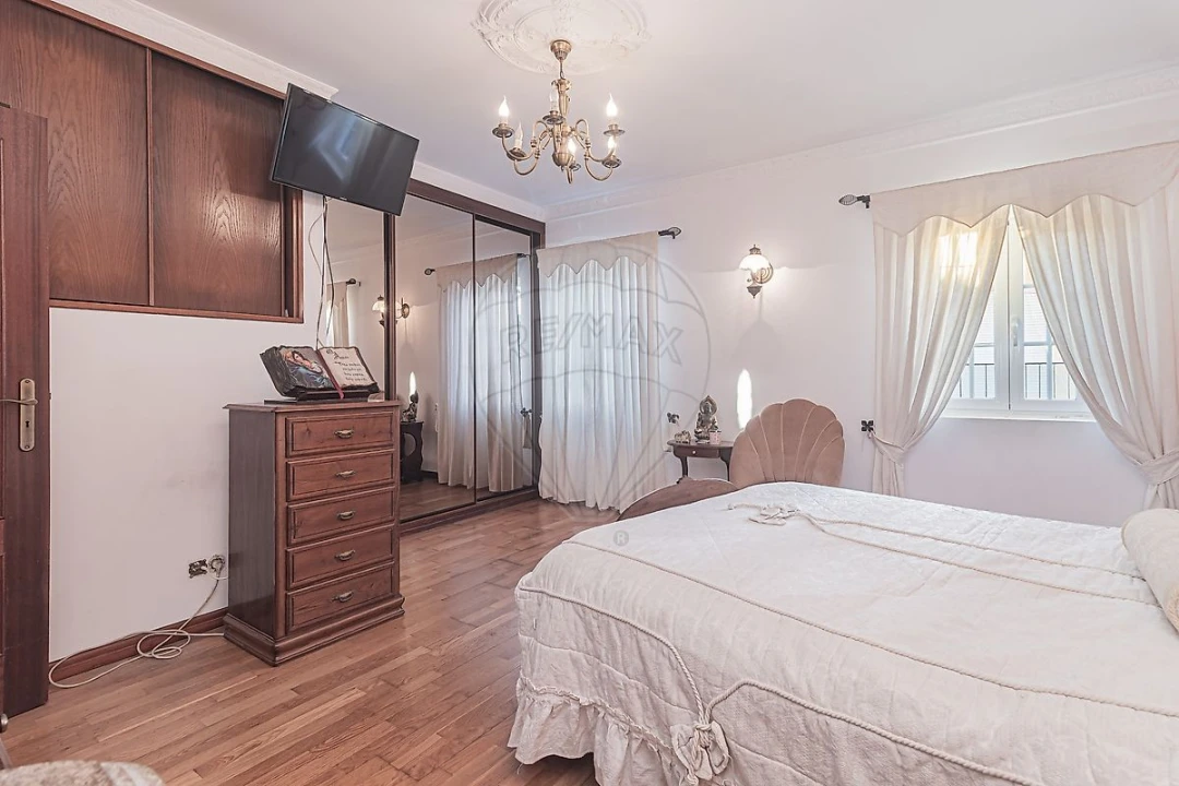 Moradia T3 para Venda em Almargem do Bispo, Pêro Pinheiro e Montelavar Foto 15