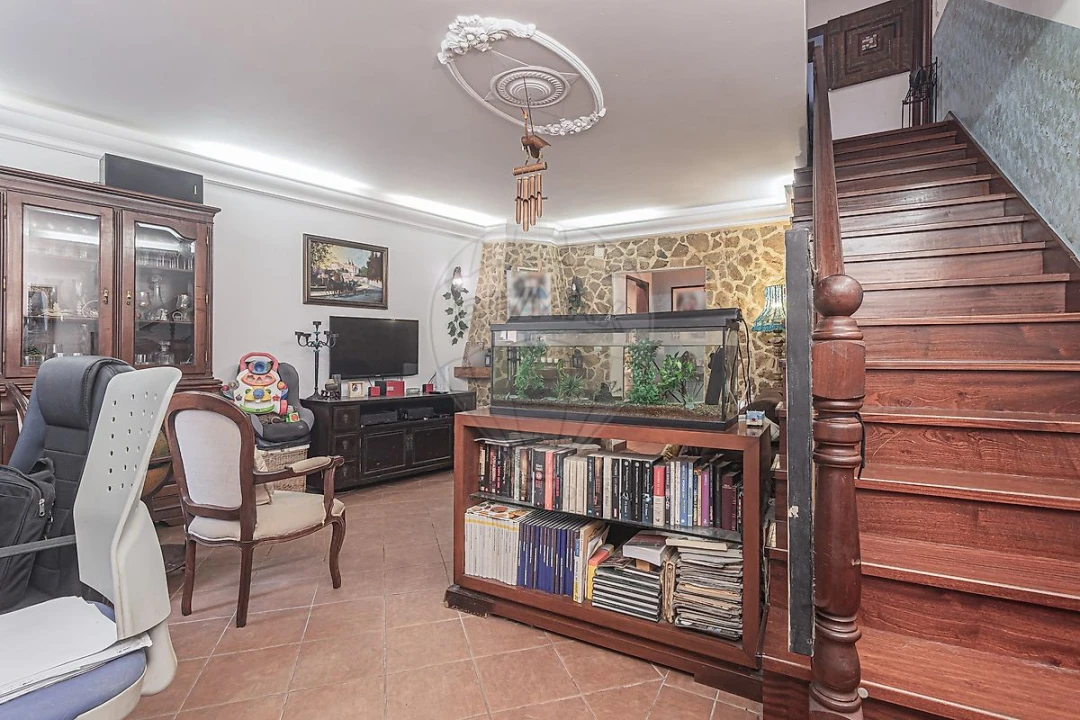 Moradia T3 para Venda em Almargem do Bispo, Pêro Pinheiro e Montelavar Foto 5