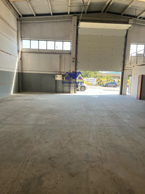 Armazém para Arrendamento em Póvoa de Varzim, Beiriz e Argivai