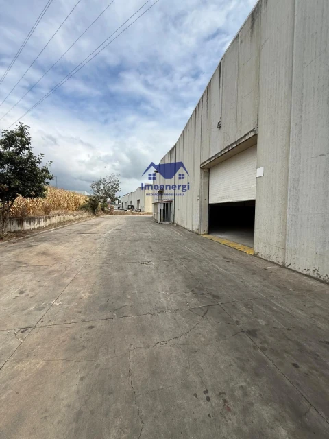 Armazém para Arrendamento em Póvoa de Varzim, Beiriz e Argivai