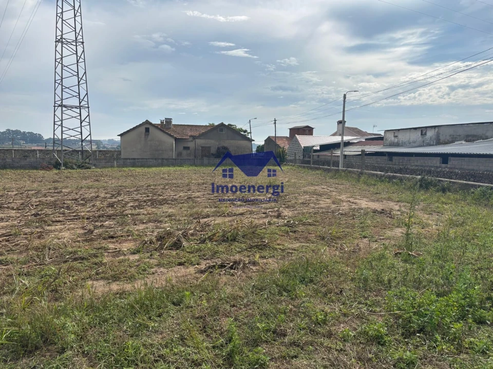 Terreno para Venda em Póvoa de Varzim, Beiriz e Argivai Foto 1