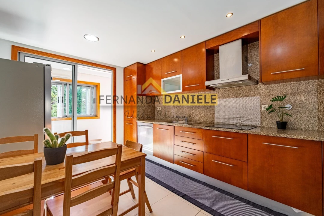 Apartamento T3 para Venda em Santa Maria da Feira, Travanca, Sanfins e Espargo Foto 16