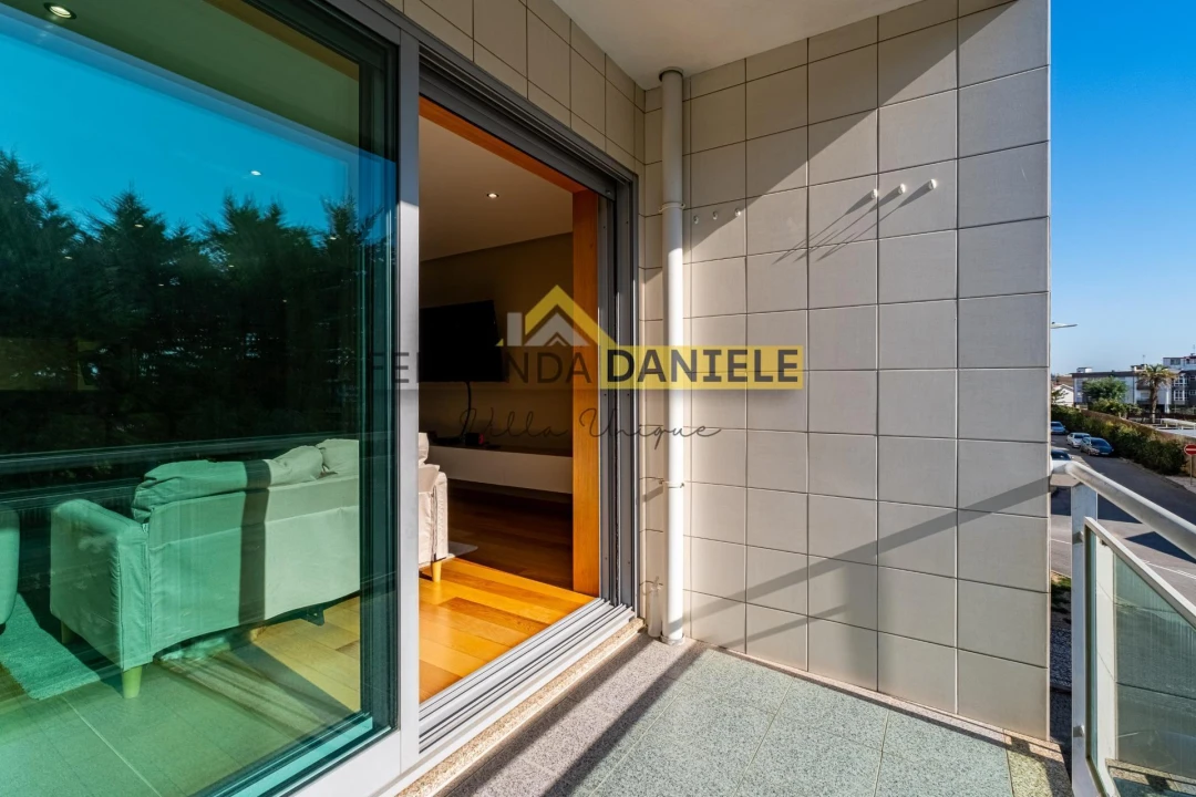 Apartamento T3 para Venda em Santa Maria da Feira, Travanca, Sanfins e Espargo Foto 8