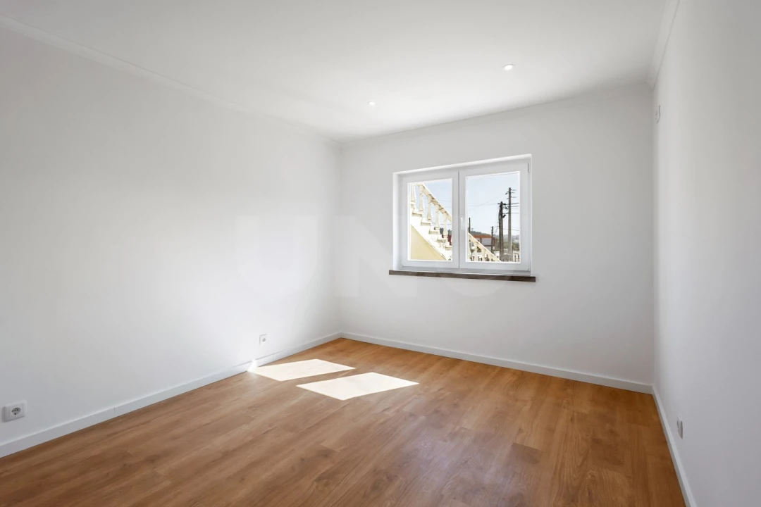 Apartamento T2 para Venda em Lourinhã e Atalaia Foto 16