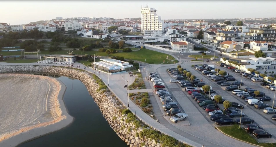 Apartamento T2 para Venda em Lourinhã e Atalaia Foto 23