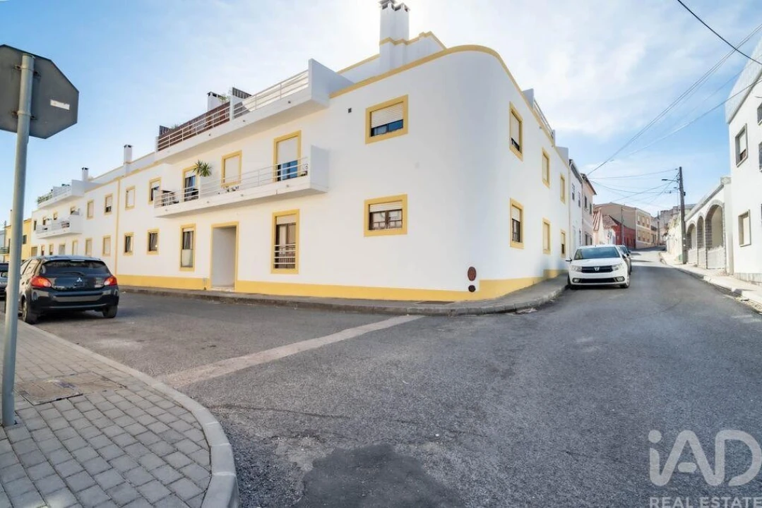 Apartamento T3 para Venda em Bombarral e Vale Covo Foto 38