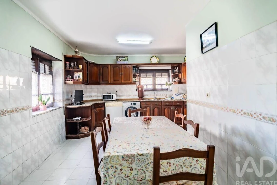 Apartamento T3 para Venda em Bombarral e Vale Covo Foto 25