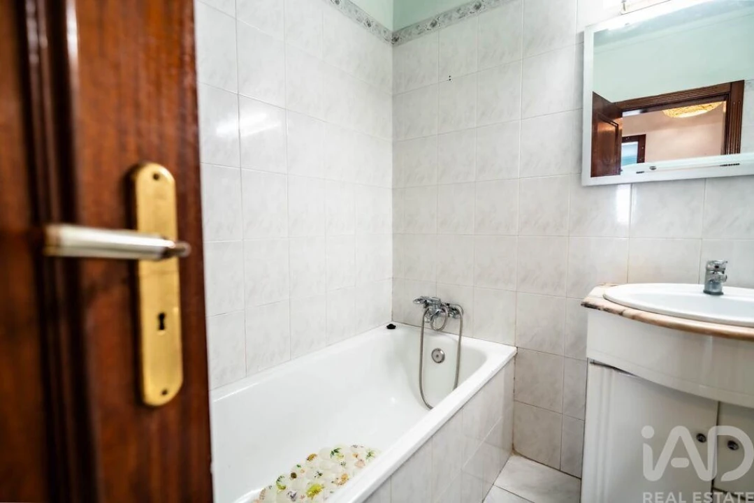 Apartamento T3 para Venda em Bombarral e Vale Covo Foto 27