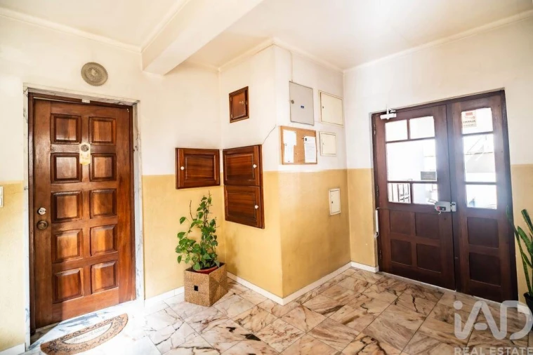 Apartamento T3 para Venda em Bombarral e Vale Covo Foto 35