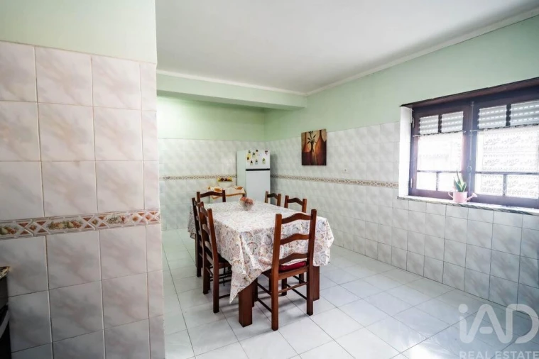 Apartamento T3 para Venda em Bombarral e Vale Covo Foto 23