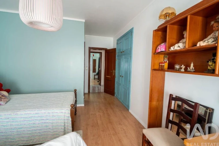 Apartamento T3 para Venda em Bombarral e Vale Covo Foto 15