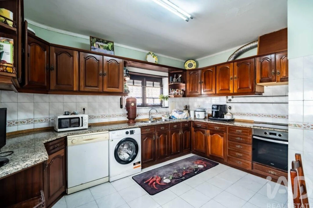 Apartamento T3 para Venda em Bombarral e Vale Covo Foto 21