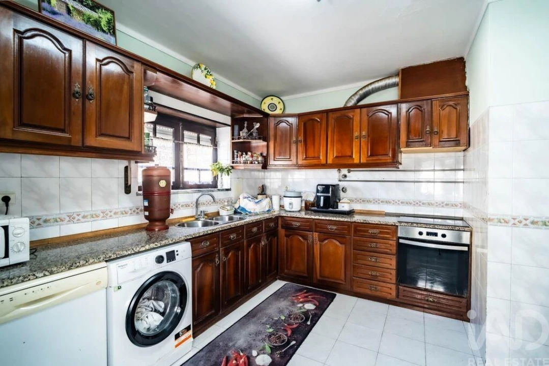 Apartamento T3 para Venda em Bombarral e Vale Covo Foto 24