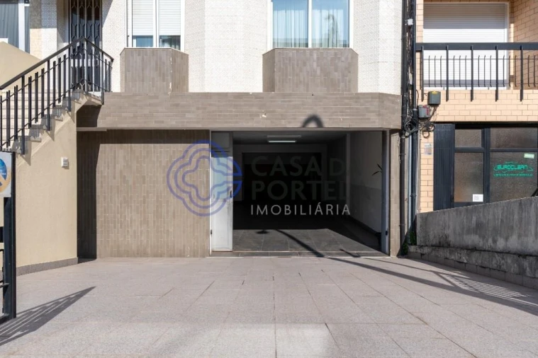 Armazém para Venda em Ramalde Foto 5