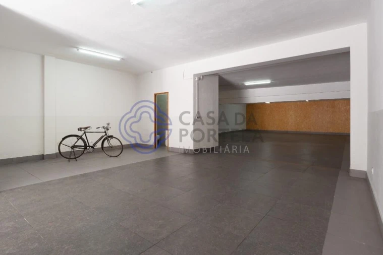 Armazém para Venda em Ramalde Foto 6