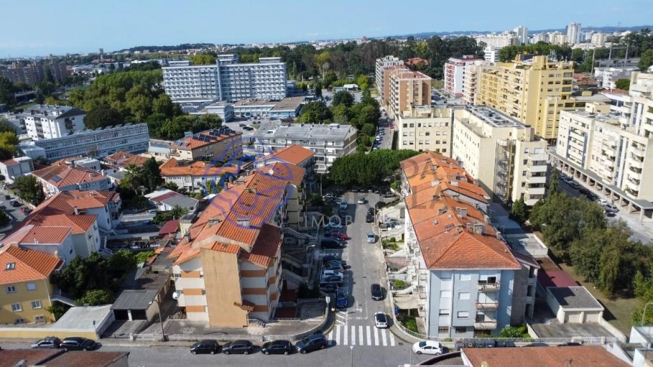 Armazém para Venda em Ramalde Foto 14