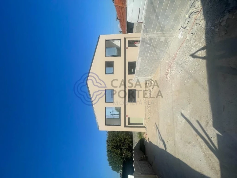 Moradia T3 para Venda em Cidade da Maia Foto 1