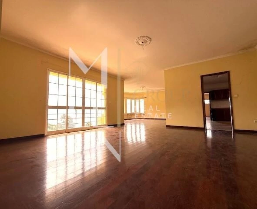 Moradia T3 para Venda em Canhas Foto 5