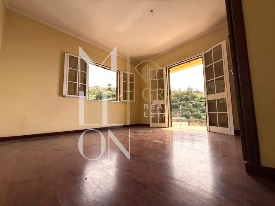 Moradia T3 para Venda em Canhas Foto 10