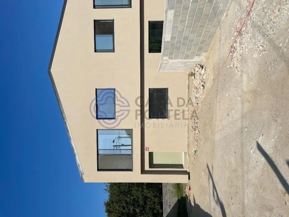 Moradia T3 para Venda em Cidade da Maia Foto 1