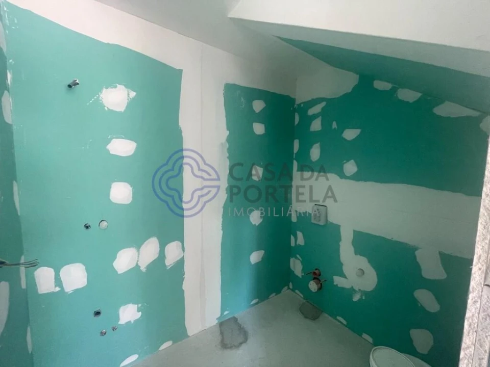 Moradia T3 para Venda em Cidade da Maia Foto 7