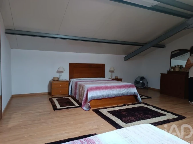 Moradia T4 para Venda em Azinhoso Foto 16