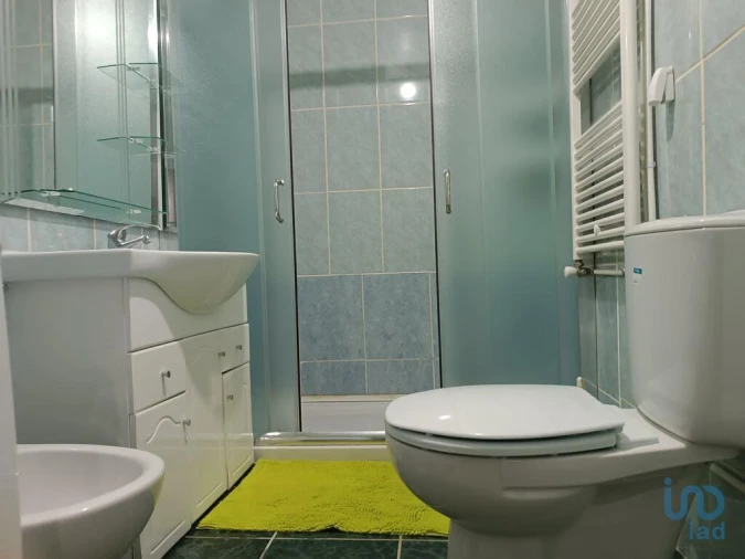 Moradia T4 para Venda em Azinhoso Foto 12