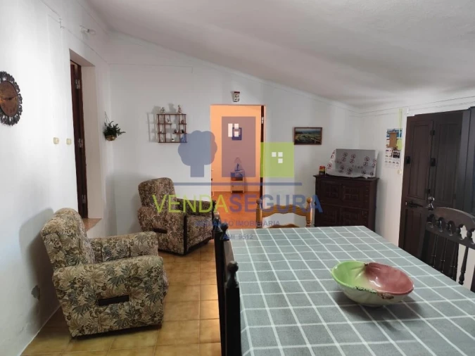 Moradia T4 para Venda em Safara e Santo Aleixo da Restauração Foto 13