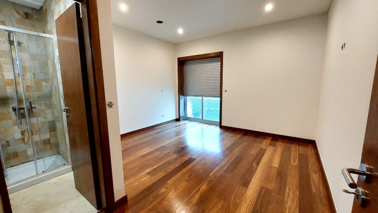 Moradia T4 para Venda em Real, Dume e Semelhe Foto 22