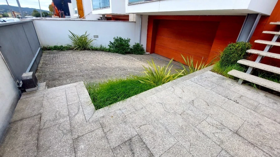 Moradia T4 para Venda em Real, Dume e Semelhe Foto 30