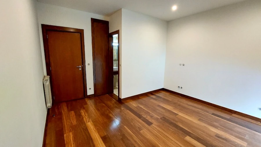 Moradia T4 para Venda em Real, Dume e Semelhe Foto 23