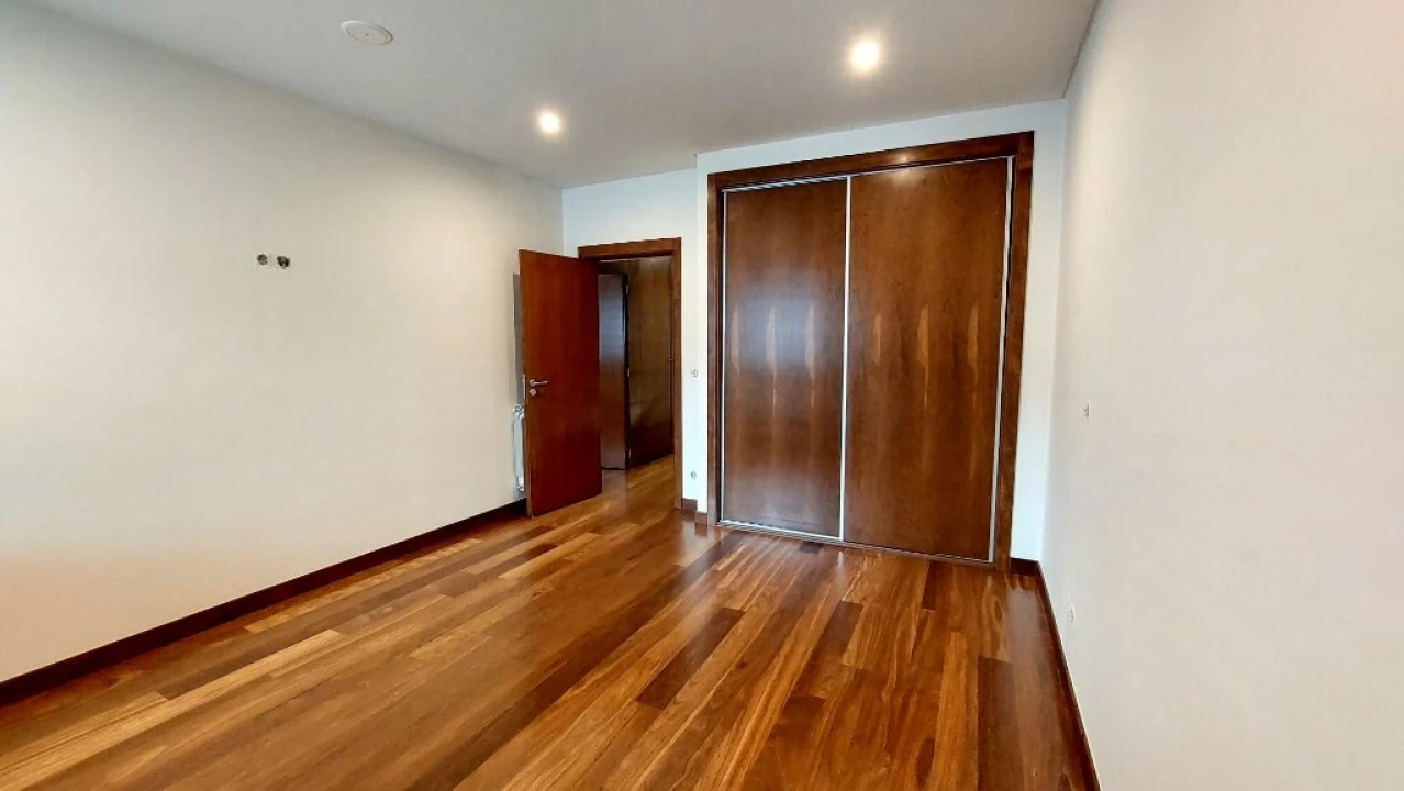 Moradia T4 para Venda em Real, Dume e Semelhe Foto 26