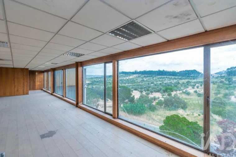 Loja para Venda em Nossa Senhora das Misericordias Foto 15