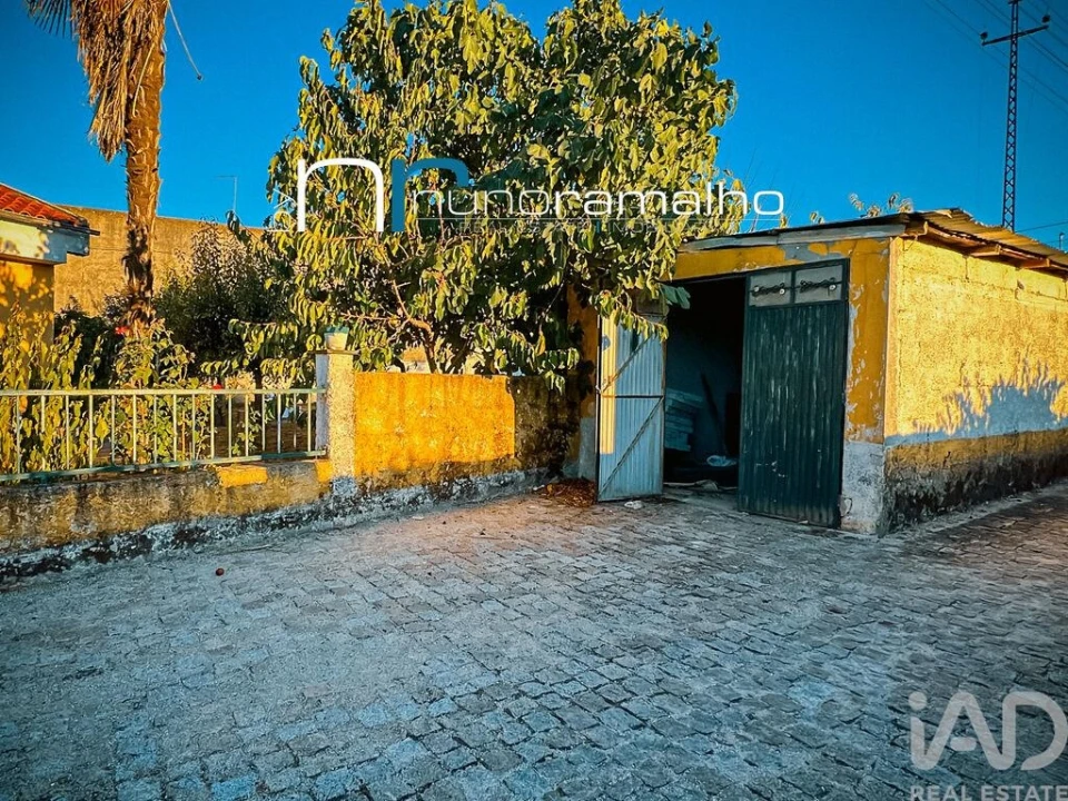 Moradia T2 para Venda em Vila Franca das Naves e Feital Foto 22