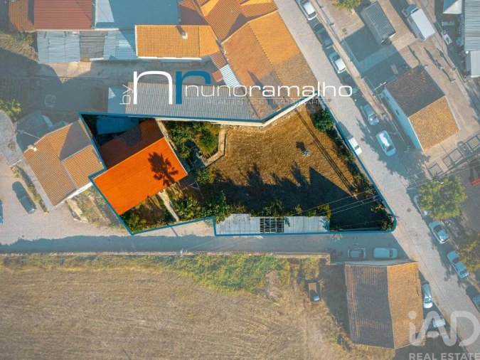 Moradia T2 para Venda em Vila Franca das Naves e Feital Foto 30