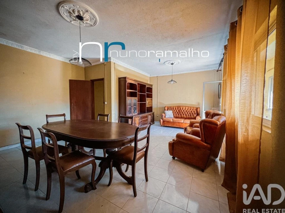 Moradia T2 para Venda em Vila Franca das Naves e Feital Foto 17