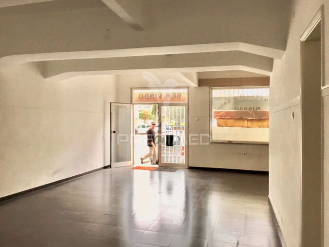 Loja para Venda em Corroios Foto 7