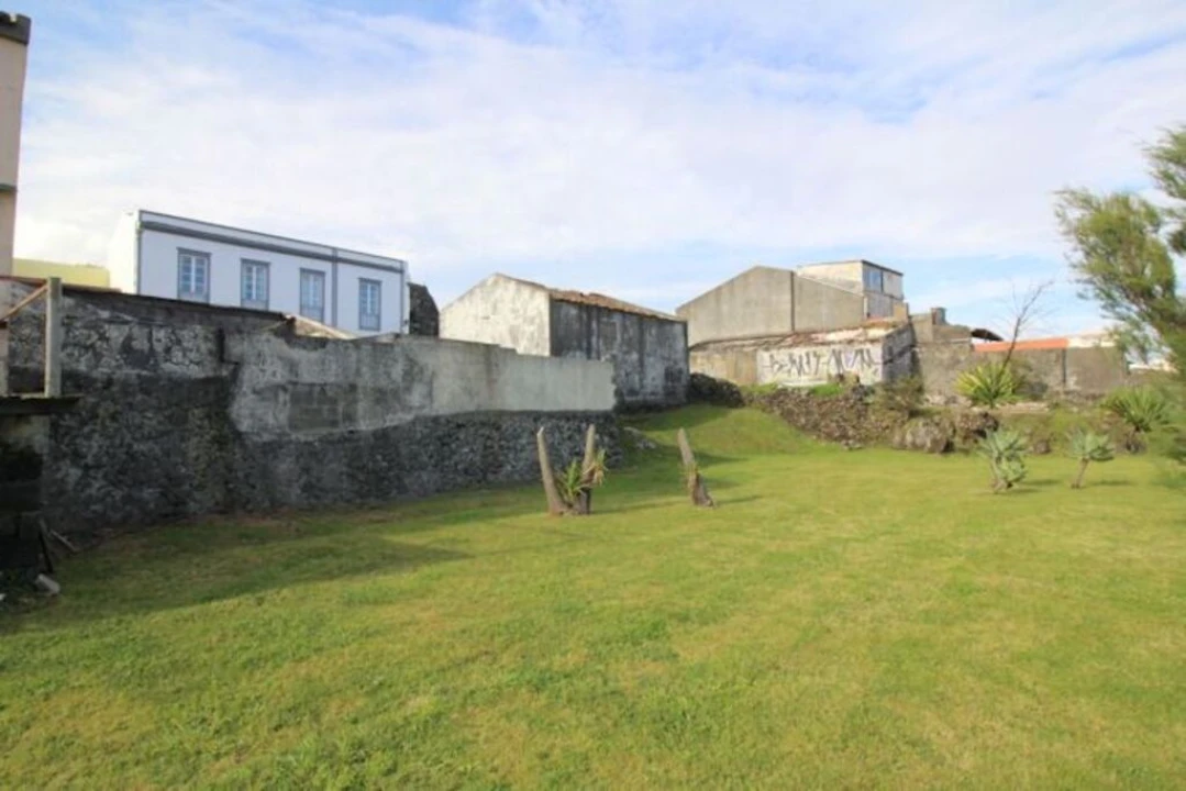 Prédio para Venda em Rosto do Cão (São Roque) Foto 10