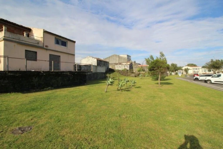 Prédio para Venda em Rosto do Cão (São Roque) Foto 8