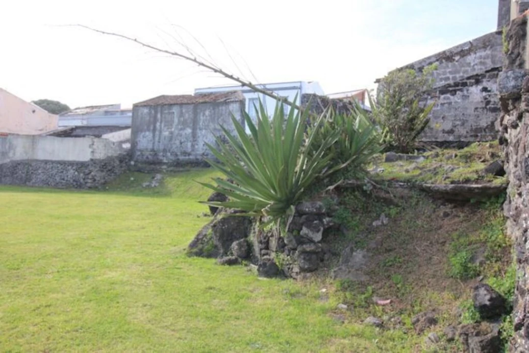 Prédio para Venda em Rosto do Cão (São Roque) Foto 12