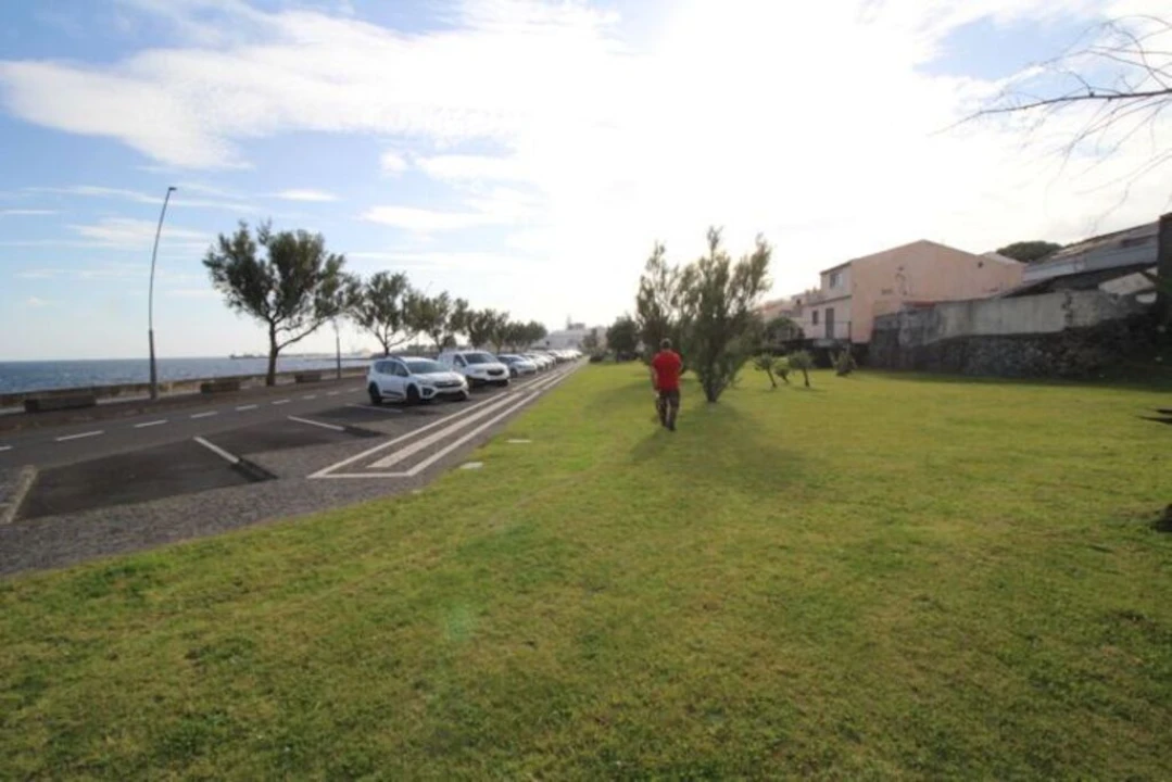 Prédio para Venda em Rosto do Cão (São Roque) Foto 13