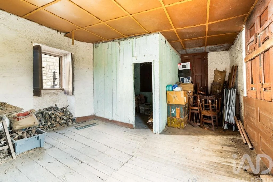 Quinta T8 para Venda em São Martinho de Mouros Foto 34