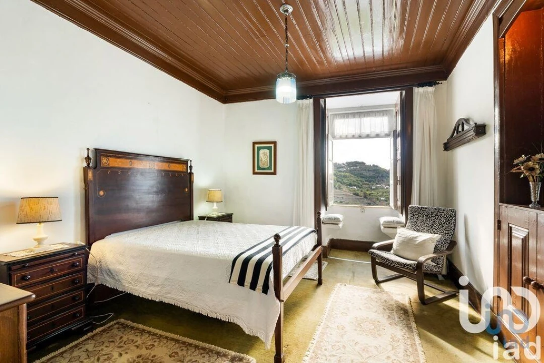 Quinta T8 para Venda em São Martinho de Mouros Foto 14