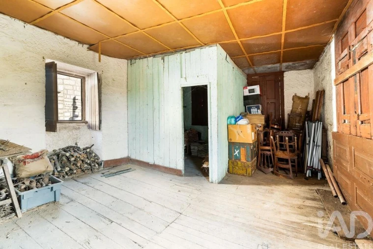 Quinta T8 para Venda em São Martinho de Mouros Foto 34